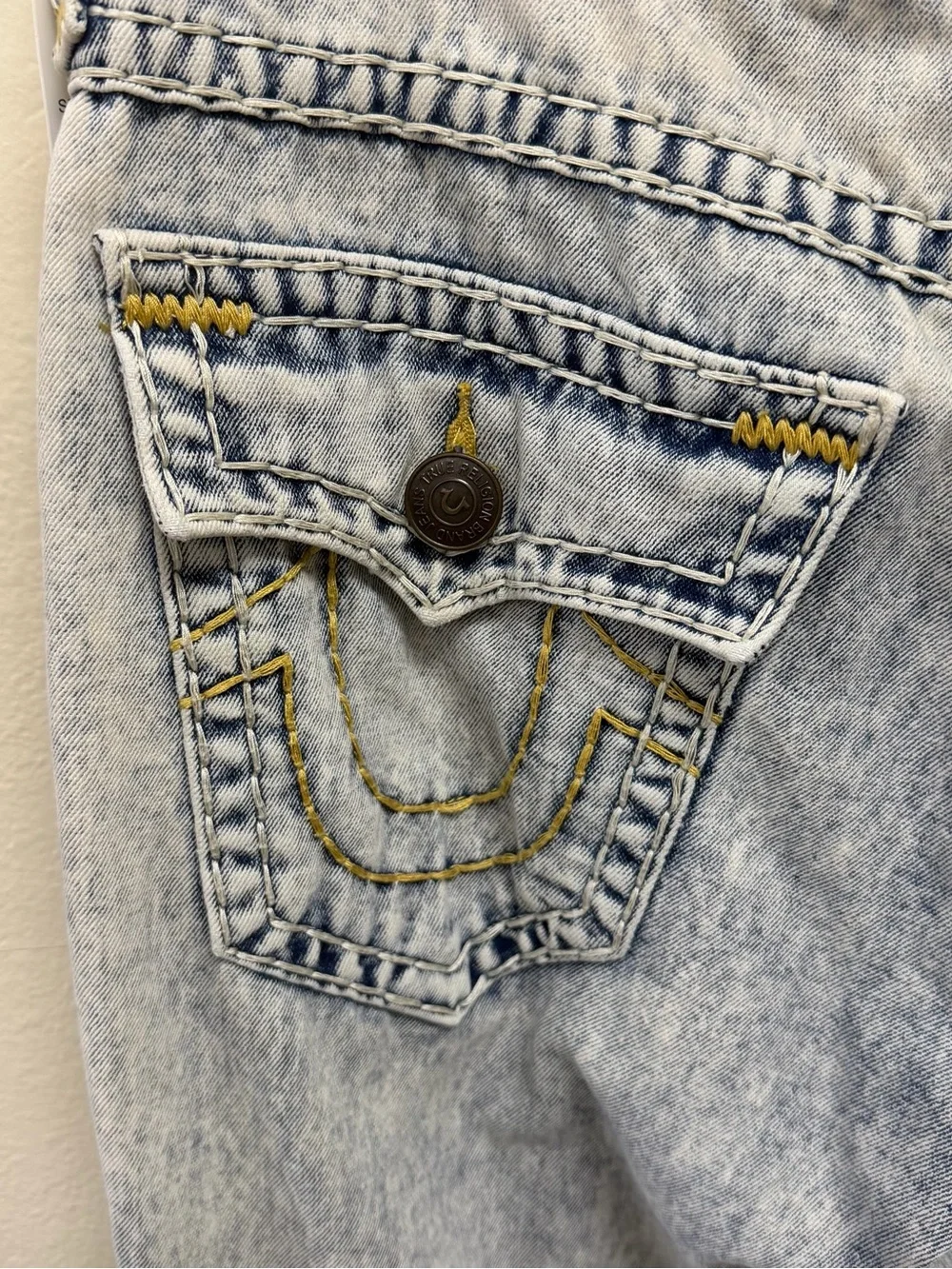 True Religion Ricky Relaxed Straight Jeans - Light Blue & White